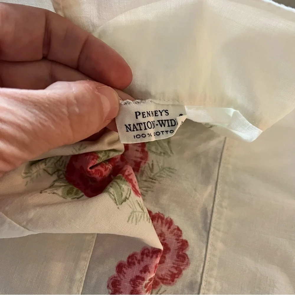 Vintage 60s Pink and Red Floral Cotton Single Standard Pillowcase/Quilt fabric